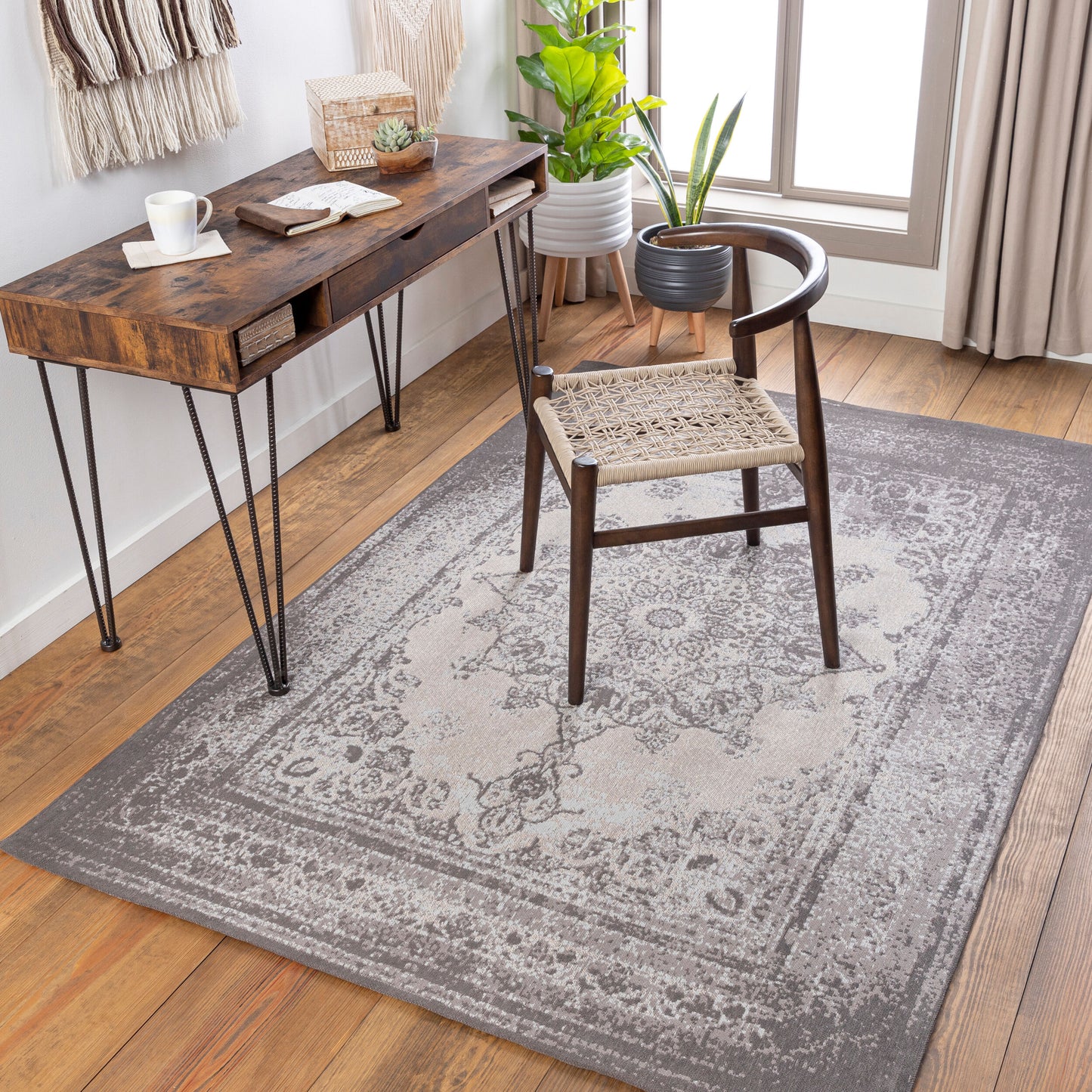 Amsterdam AMS-1029 2' x 3' Handmade Accent Rug