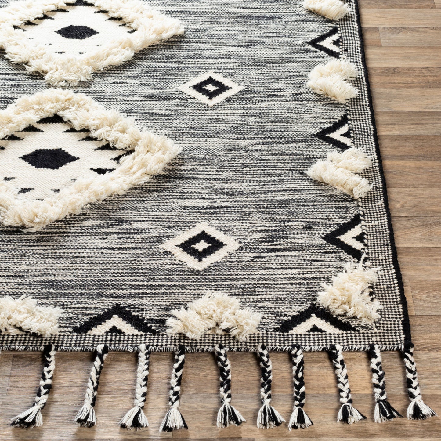 Apache APA-2302 2' x 3' Handmade Wool Accent Rug