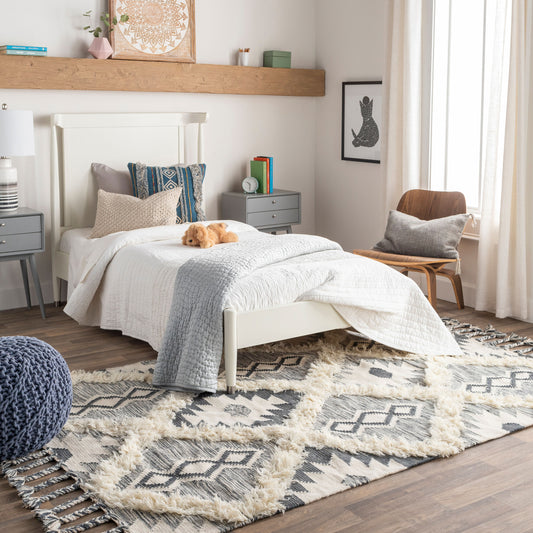 Apache APA-2305 2' x 3' Handmade Wool Accent Rug