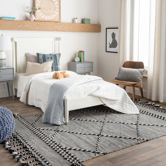 Apache APA-2306 2' x 3' Handmade Wool Accent Rug