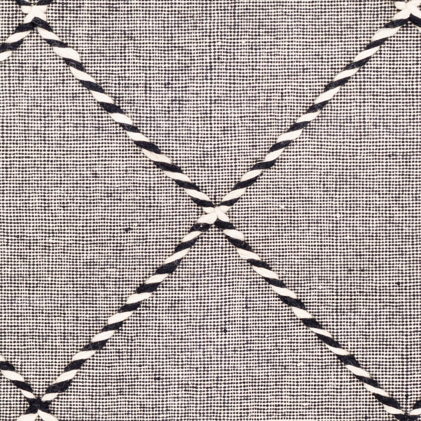 Apache APA-2306 2' x 3' Handmade Wool Accent Rug