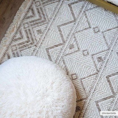 New Delhi NWH-2305 Machine Woven Rug