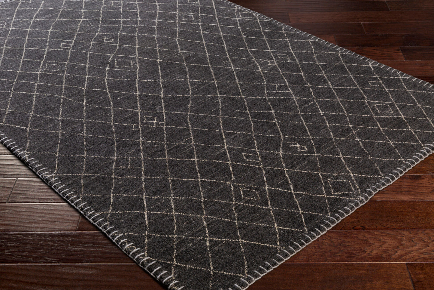 Arlequin ARQ-2301 2' x 3' Handmade Accent Rug