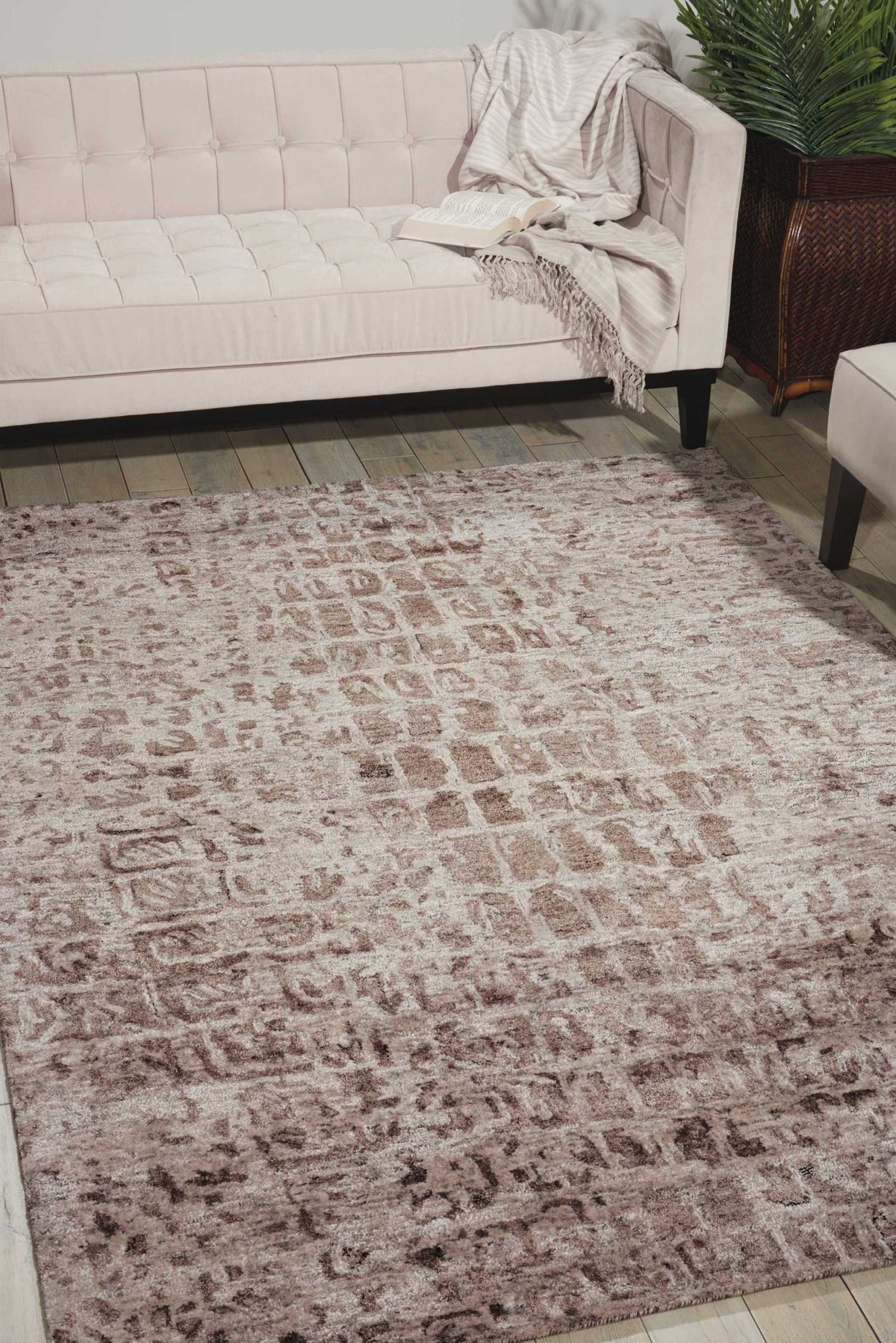Gemstone GEM06 Smoky Quartz Tufted Rug