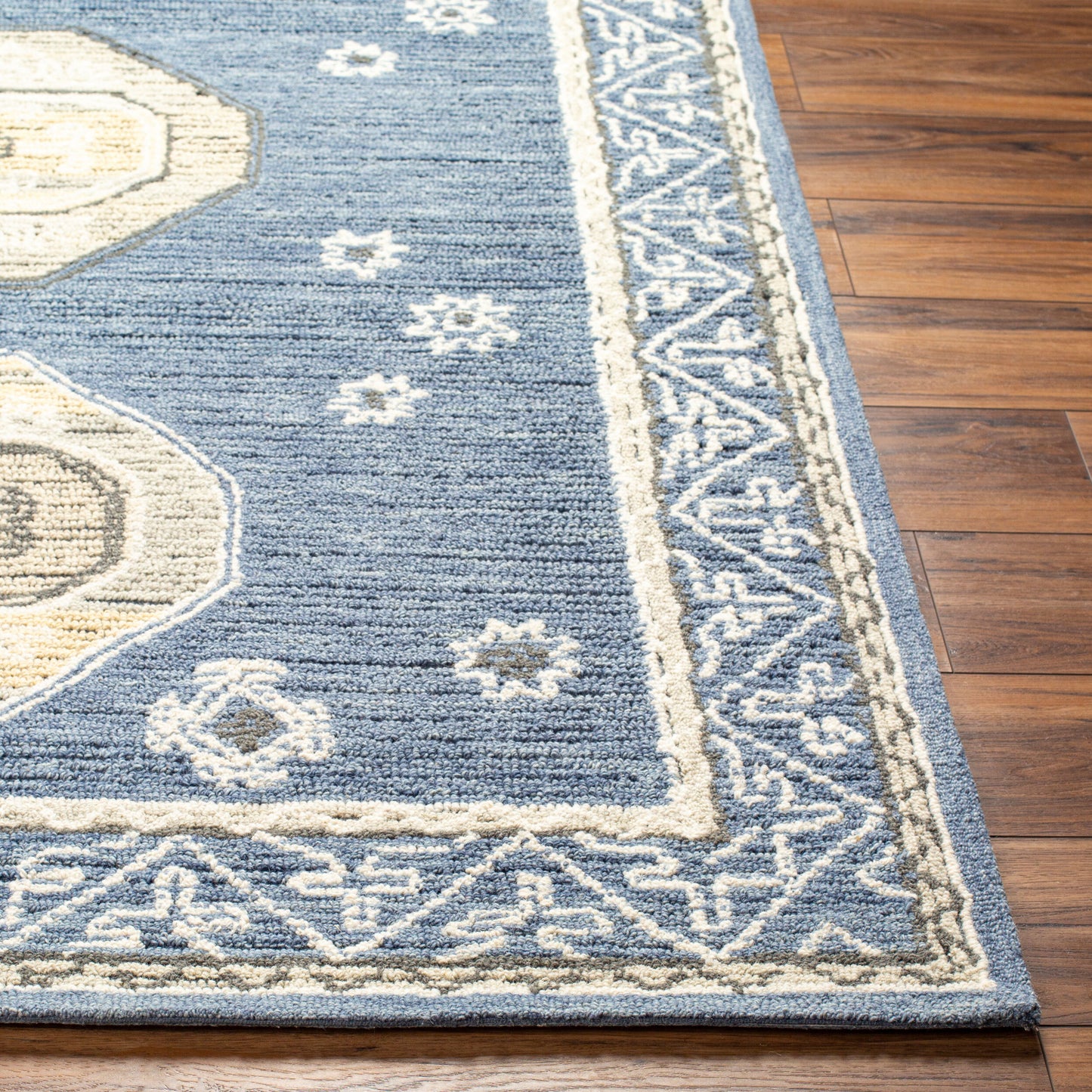 Addyson AYO-2300 5' x 7' Handmade Wool Area Rug