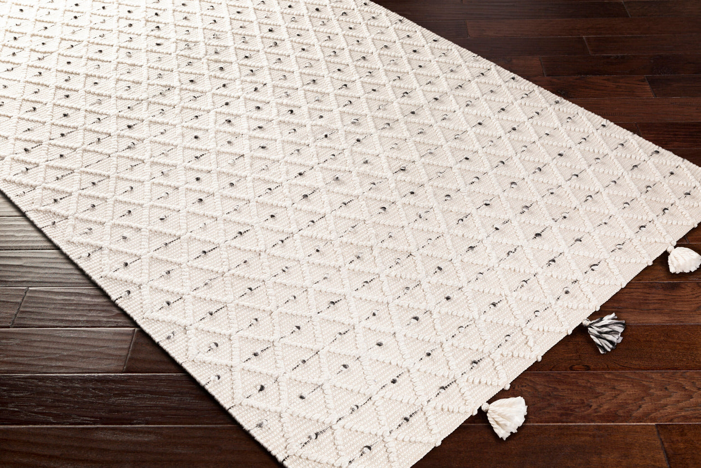 Azalea AZA-2301 2' x 3' Handmade Recyled Accent Rug