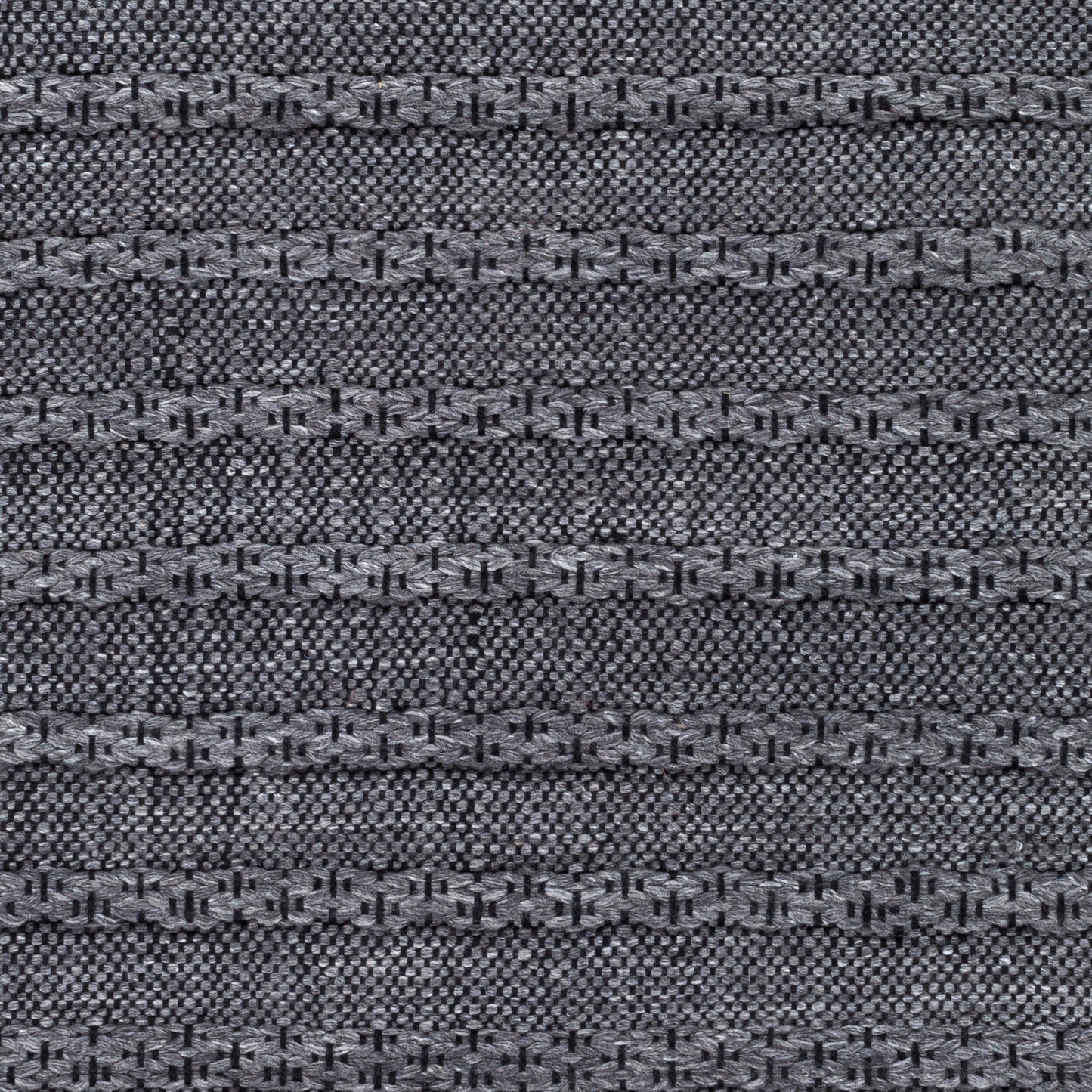 Azalea AZA-2311 2' x 3' Handmade Recyled Accent Rug