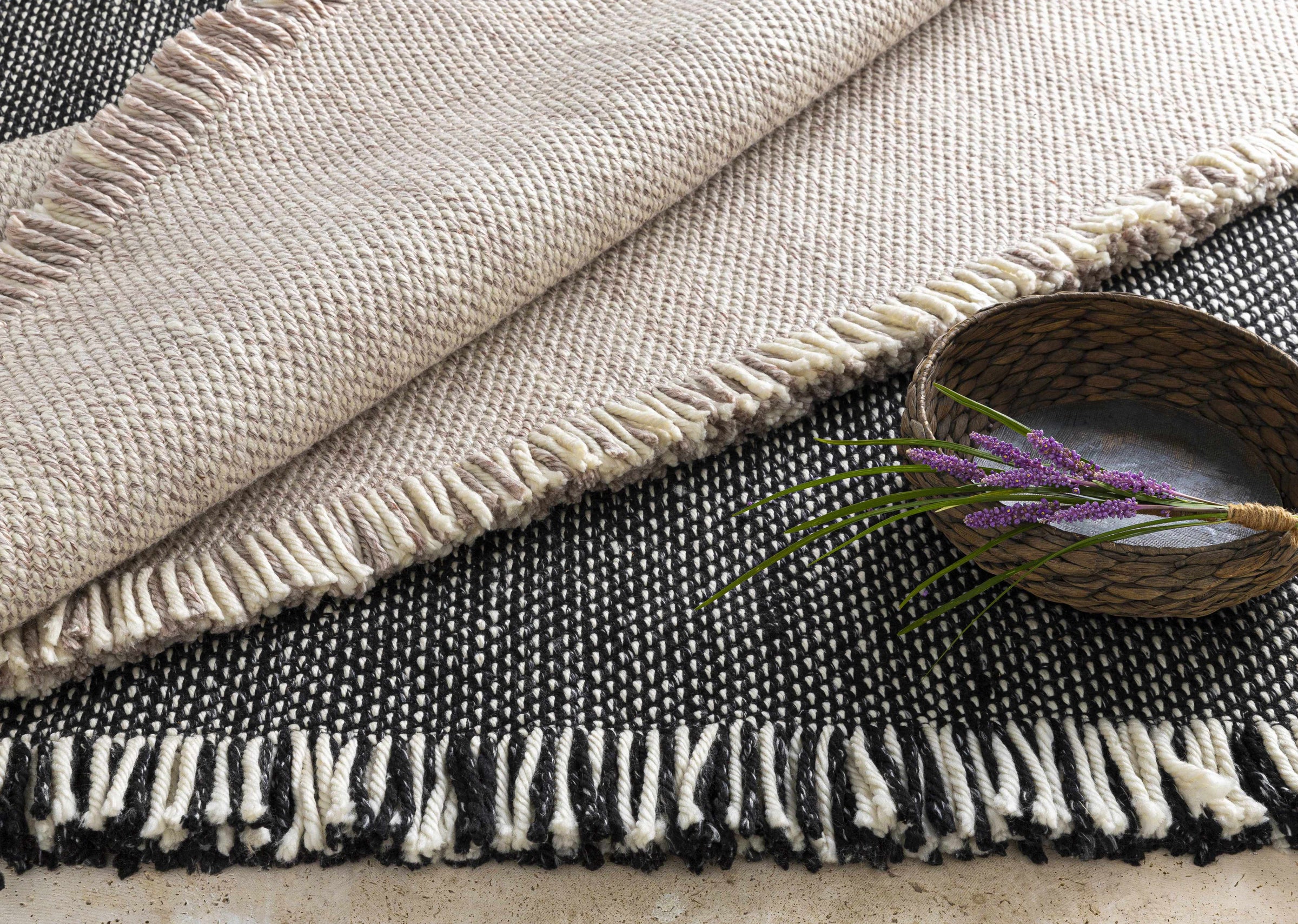 Azalea AZA-2312 Handmade Rug