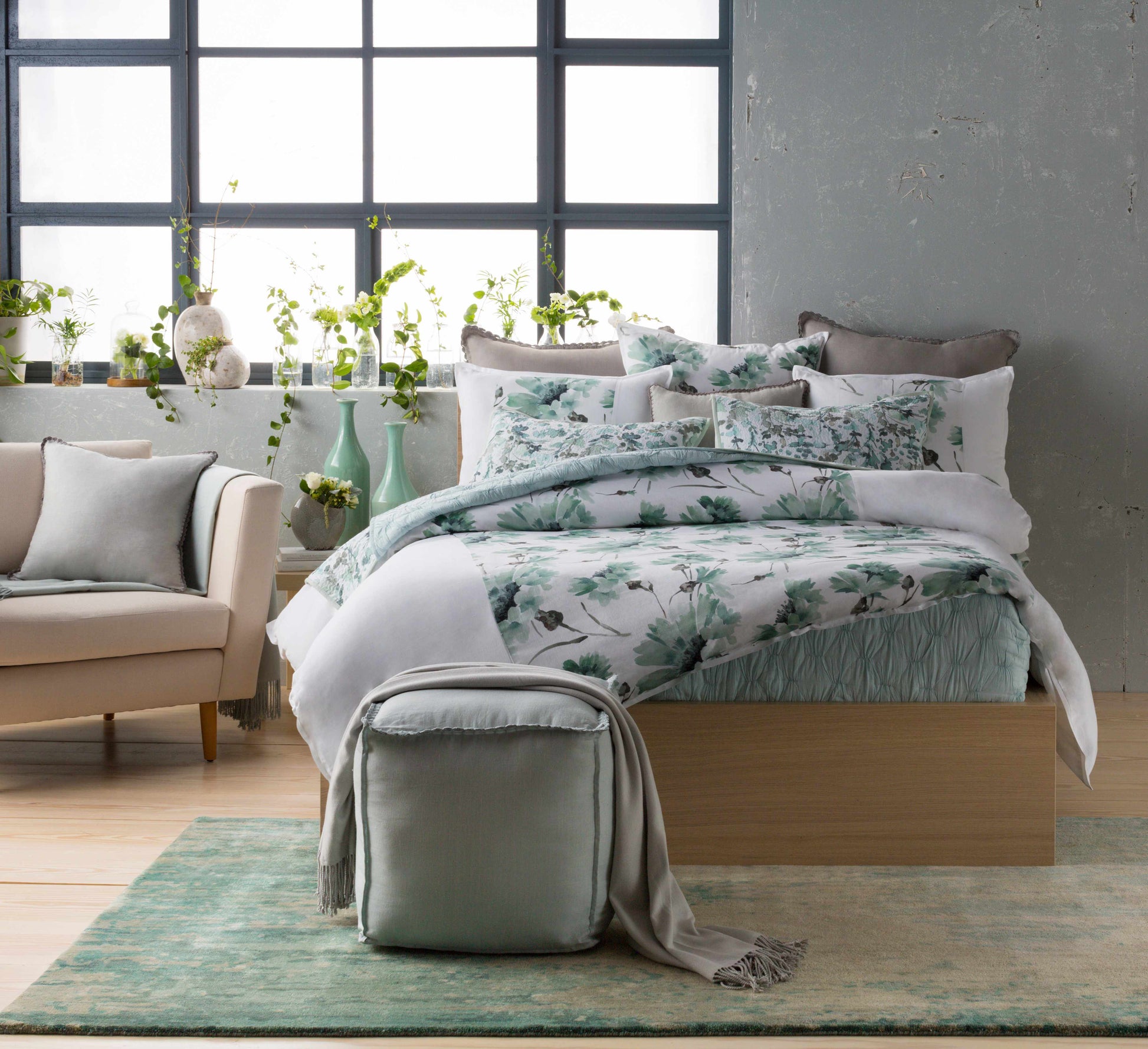 Watercolor WAT-5004 Hand Knotted Rug