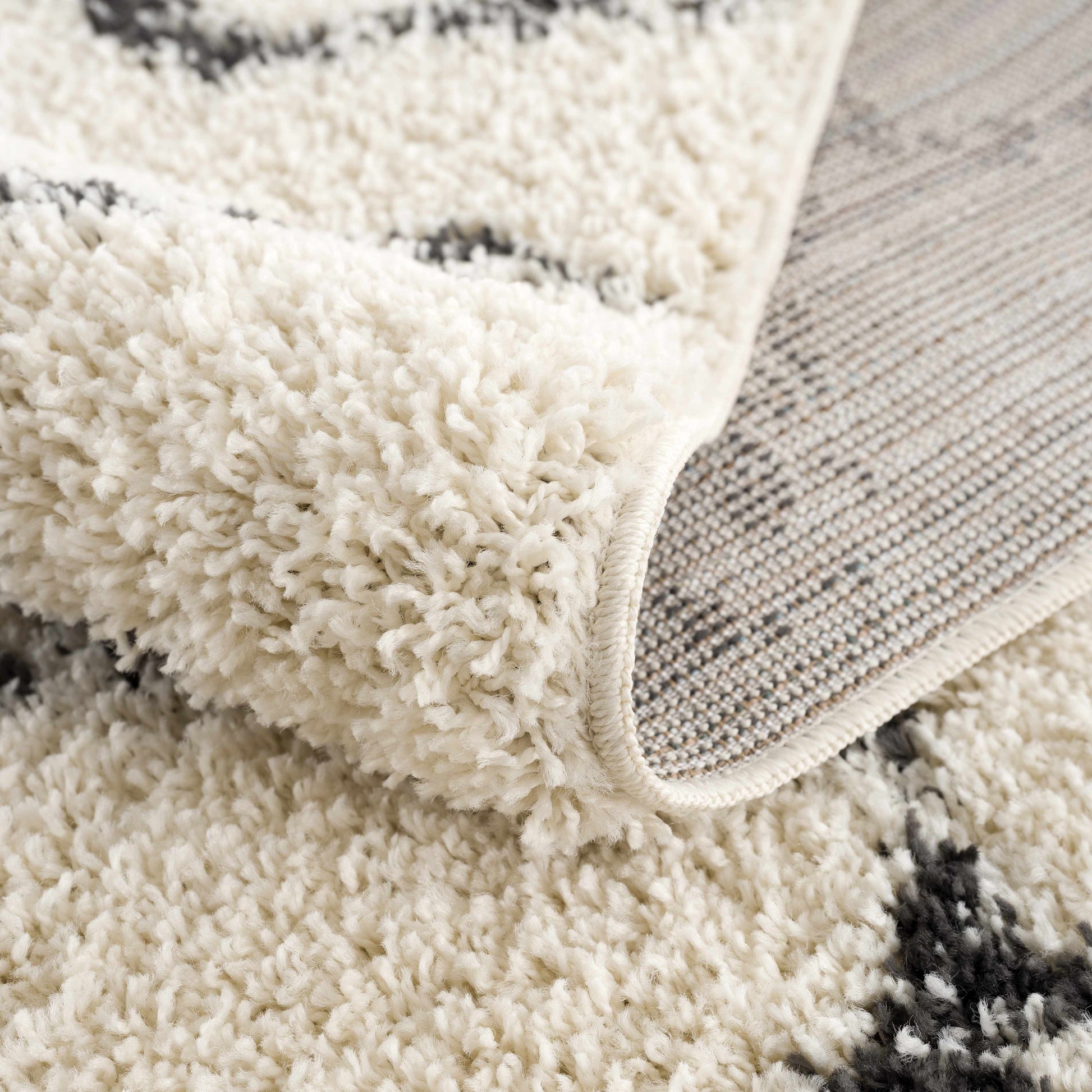 Berber Shag BBE-2300 Machine Woven Rug