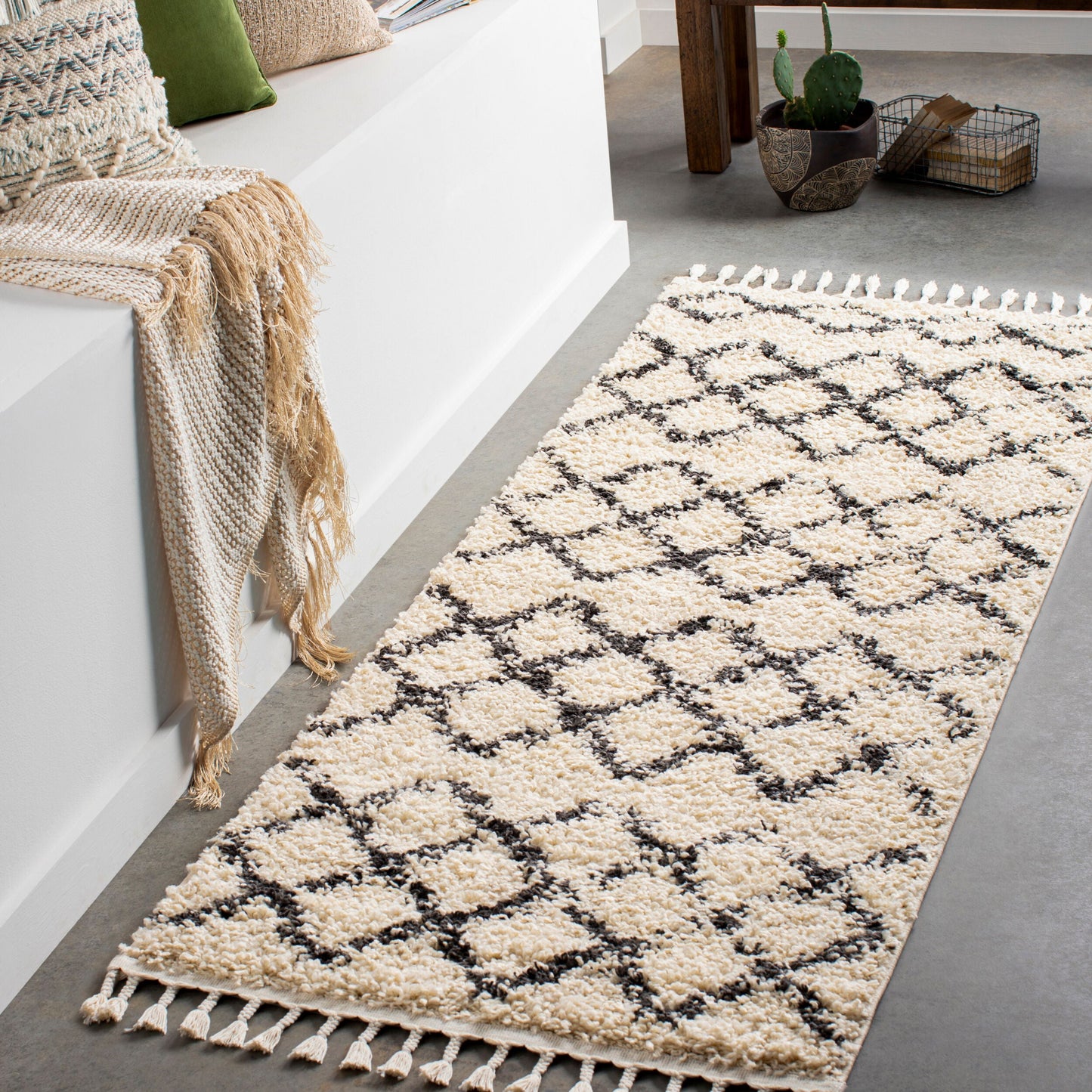 Berber Shag BBE-2300 7ft Runner Machine Woven Runner Rug
