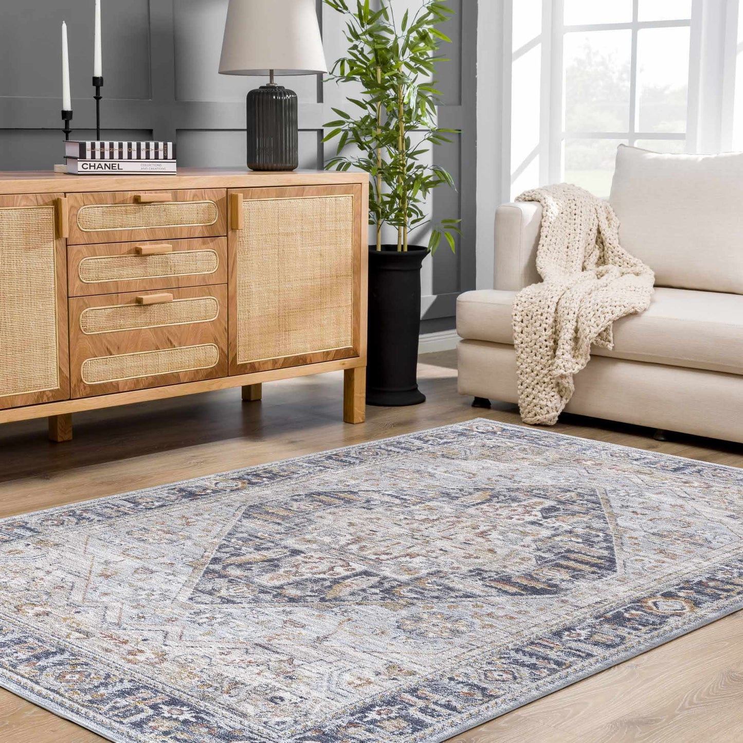 Beckham BCM-2302 Machine Woven Rug