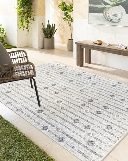 Bouclair BCR-2310 5' x 7' Machine Woven Area Rug