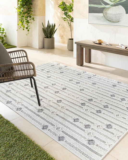 Bouclair BCR-2310 5' x 7' Machine Woven Area Rug