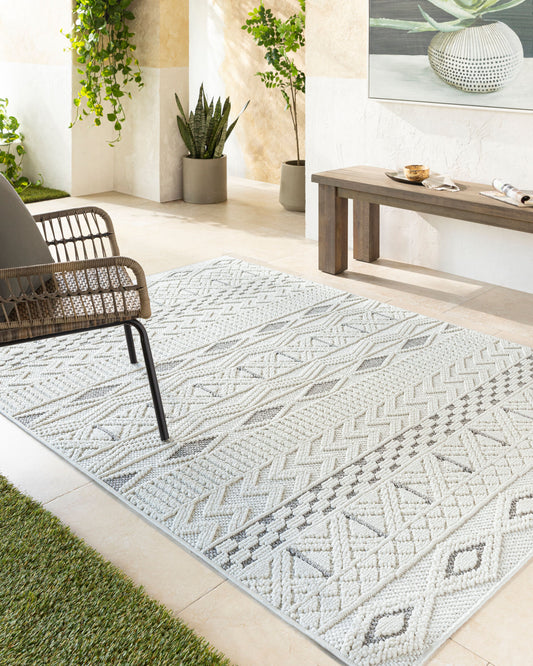 Bouclair BCR-2314 5' x 7' Machine Woven Area Rug