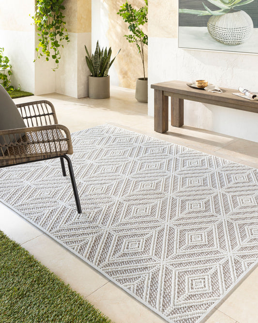Bouclair BCR-2317 5' x 7' Machine Woven Area Rug