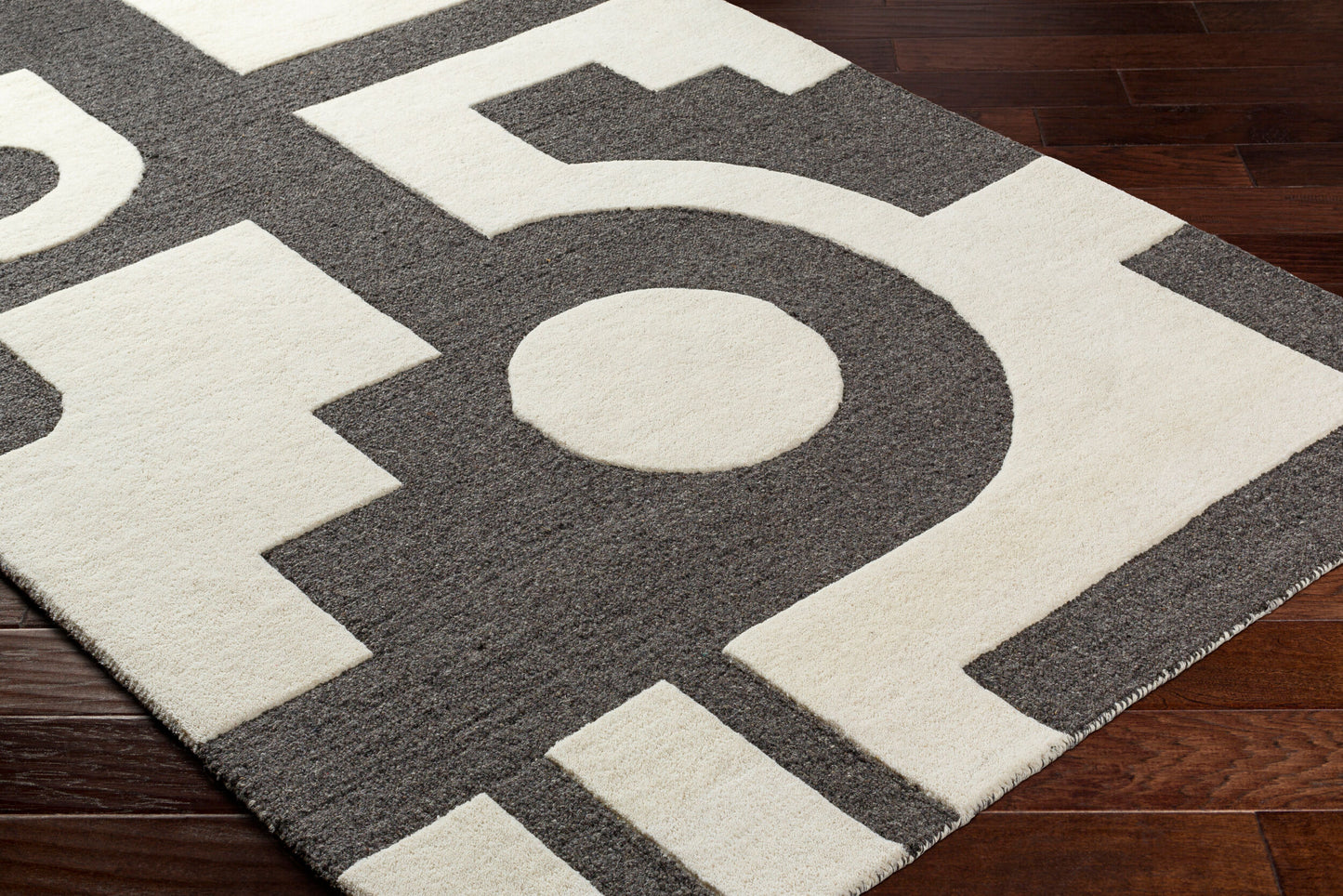 Brook BKO-2303 2' x 3' Handmade Wool Accent Rug