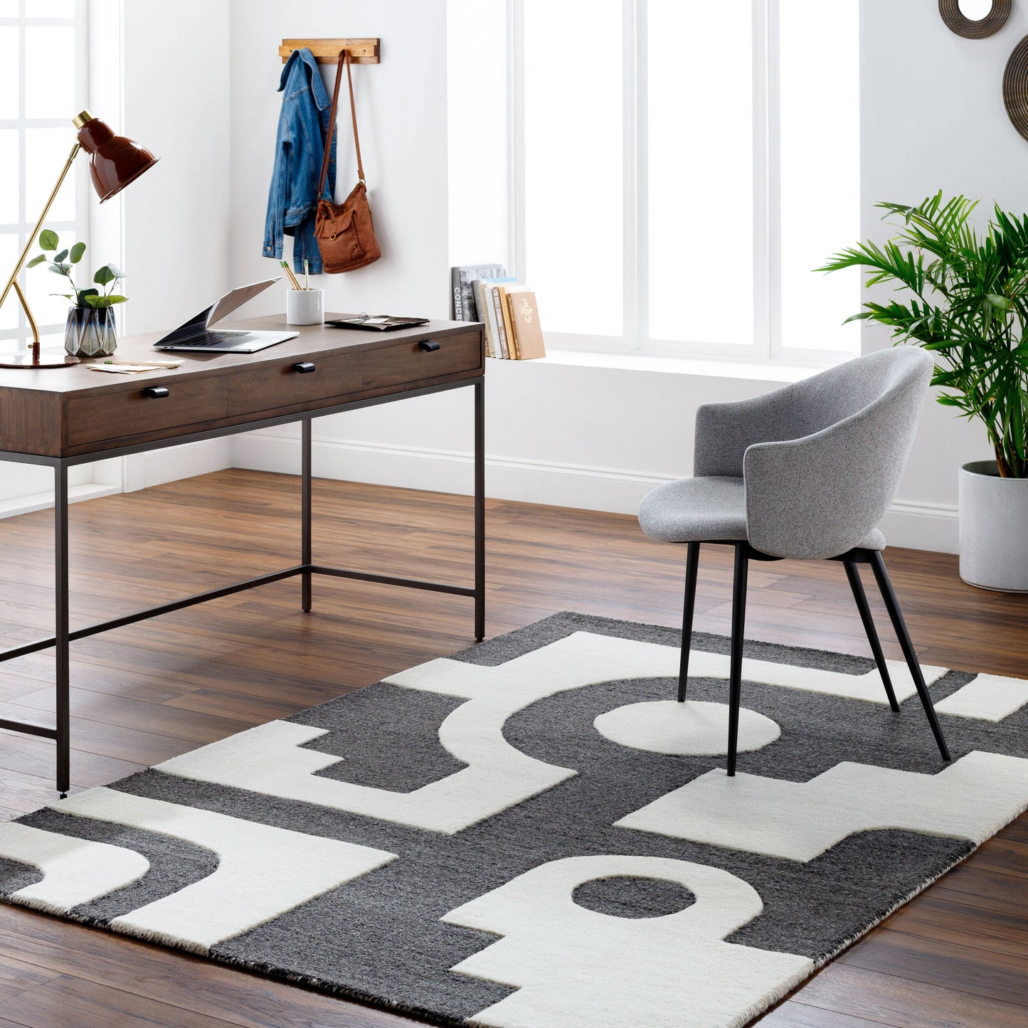 Brook BKO-2303 2' x 3' Handmade Wool Accent Rug