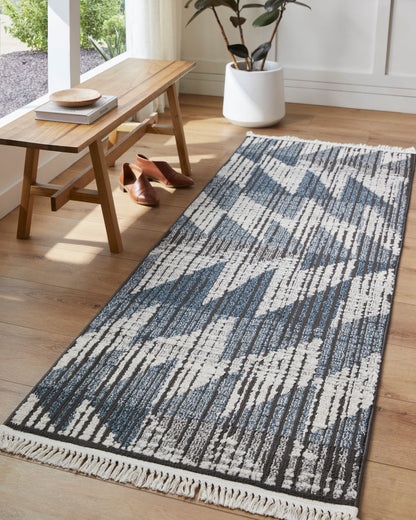 Berlin BLR-2305 5' x 7' Machine Woven Area Rug