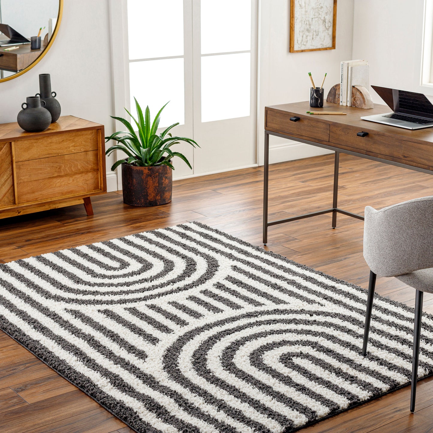 Birmingham BMM-2304 5' x 7' Machine Woven Area Rug