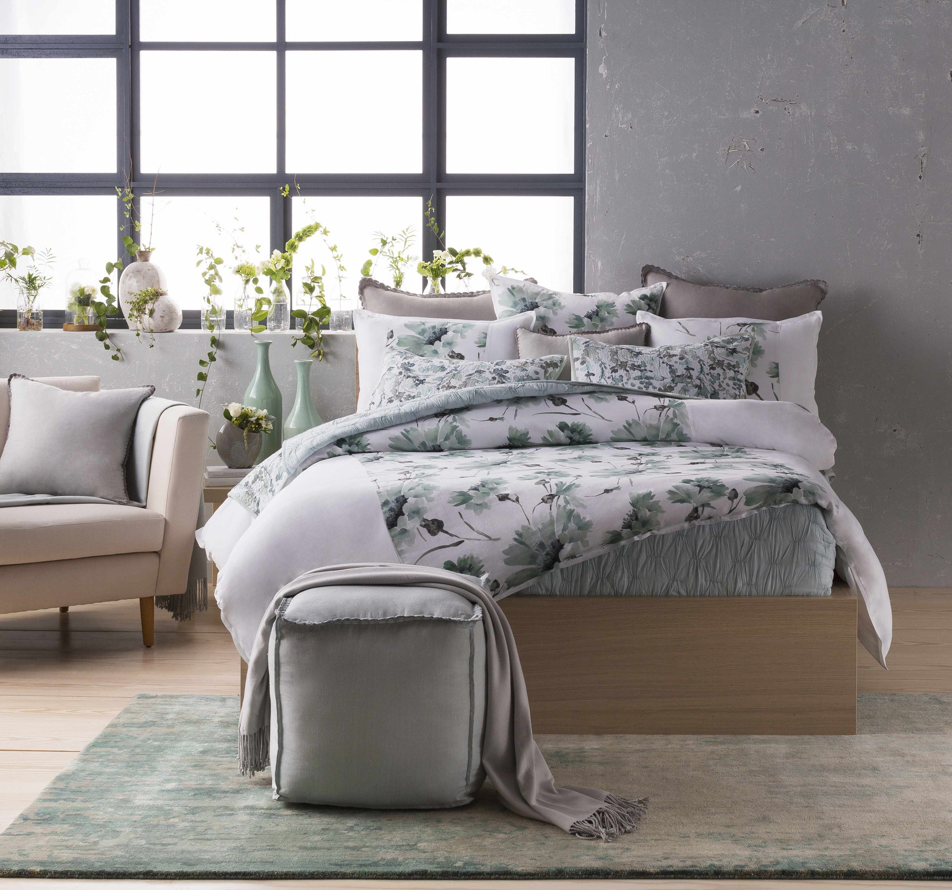 Watercolor WAT-5004 Hand Knotted Rug