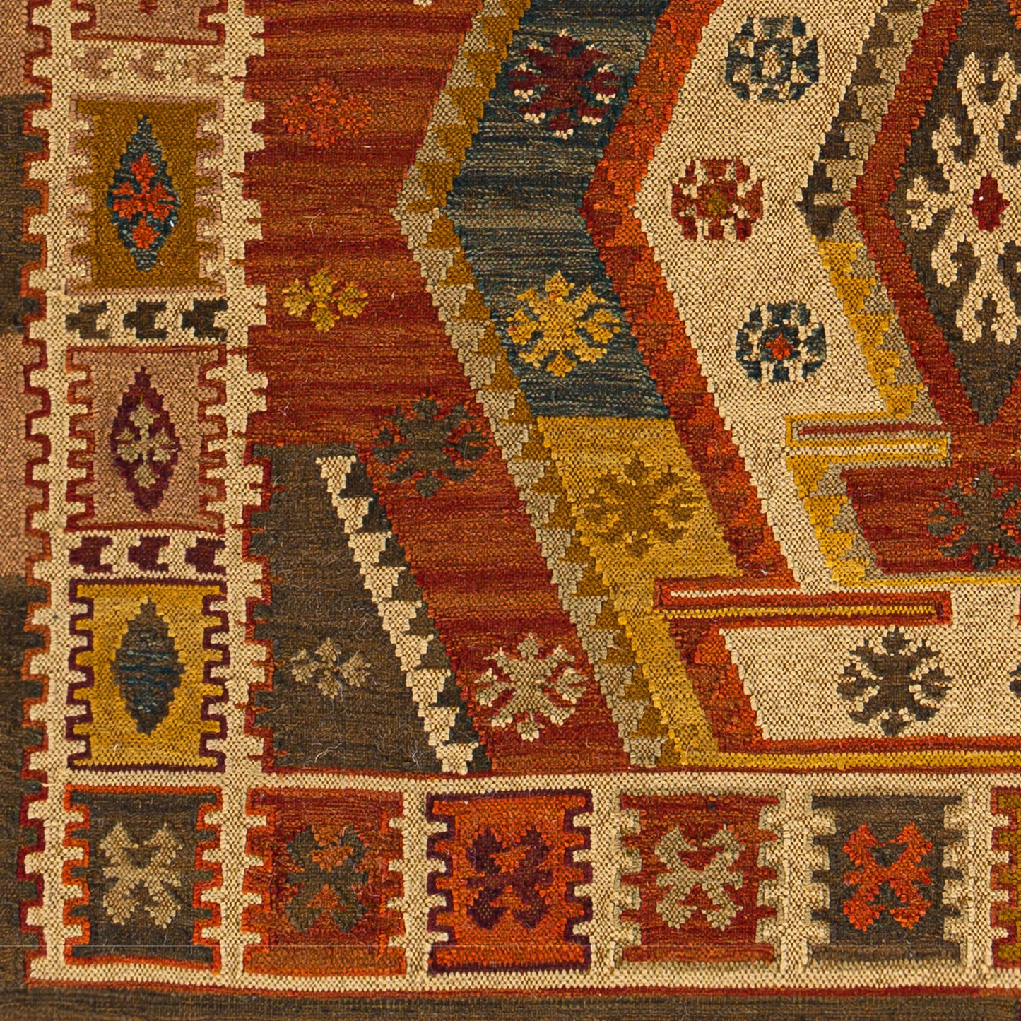 Bursa BUR-2300 2' x 3' Handmade Recyled Accent Rug