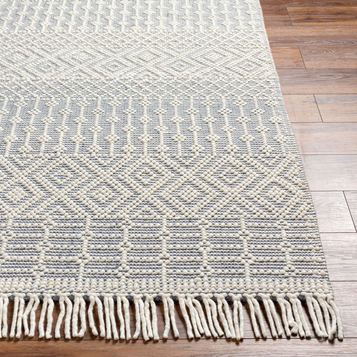 Casa DeCampo CDC-2305 2' x 3' Handmade Wool Accent Rug