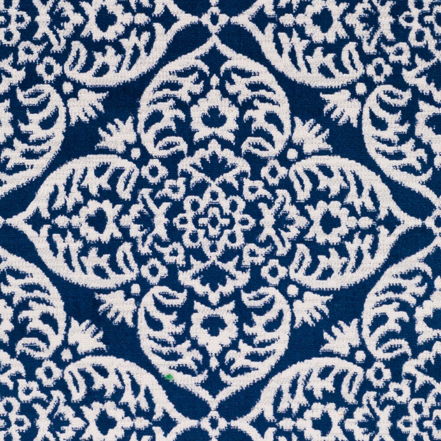 Alfombra tejida a máquina Cesar CEG-2300 de 6' x 9'