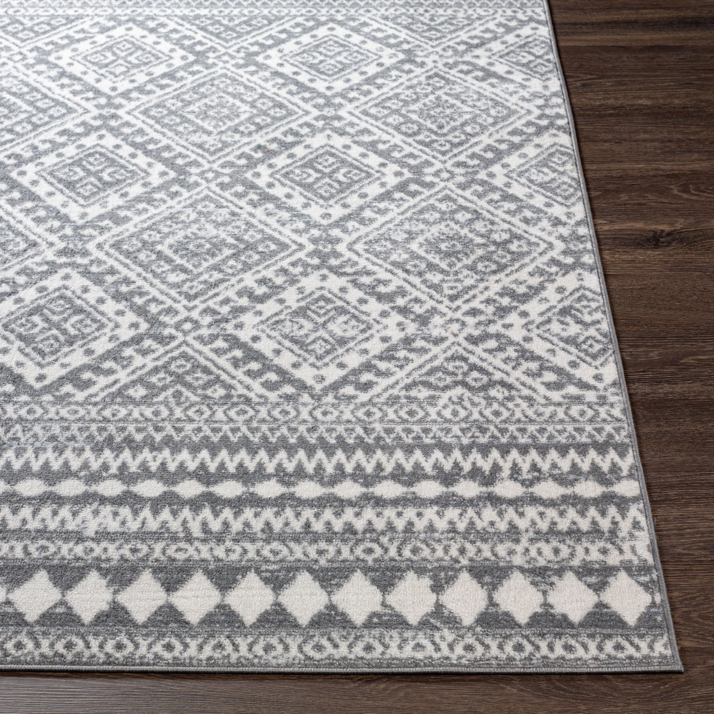 Cesar CEG-2337 6' x 9' Machine Woven Area Rug