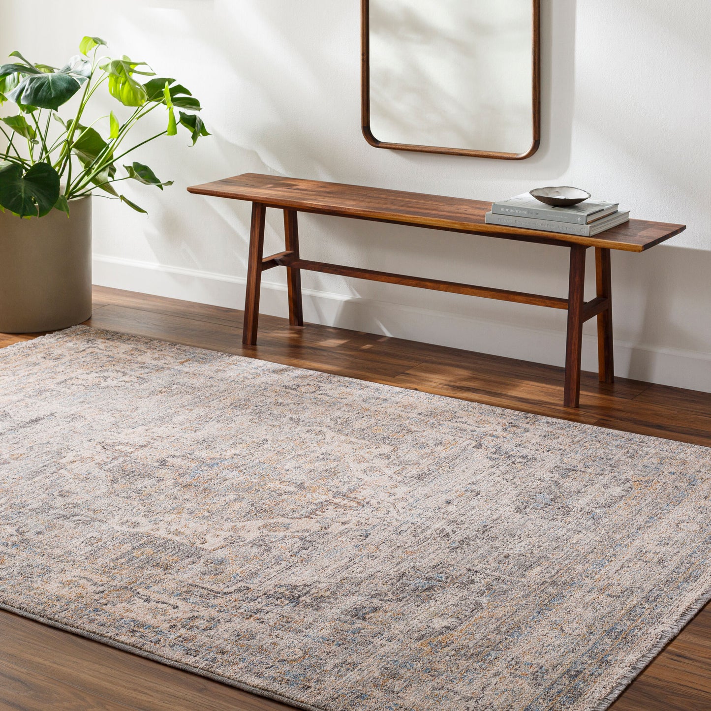 Chicago CHG-2317 8ft Round Machine Woven Area Rug