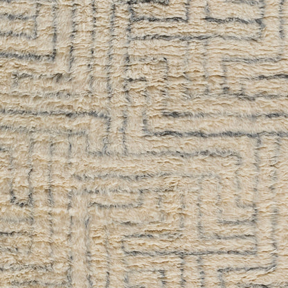 Camille CME-2302 2' x 3' Handmade Wool Accent Rug