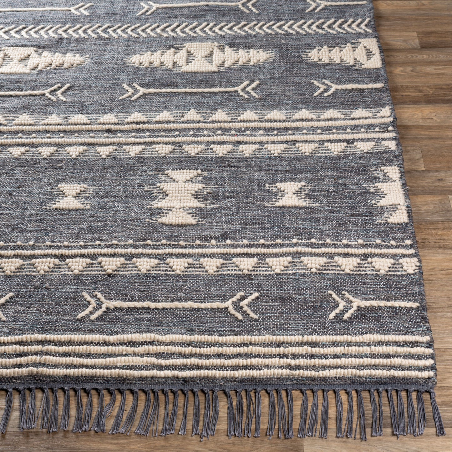 Cheyenne Naturals CNA-2301 4' x 6' Handmade Area Rug