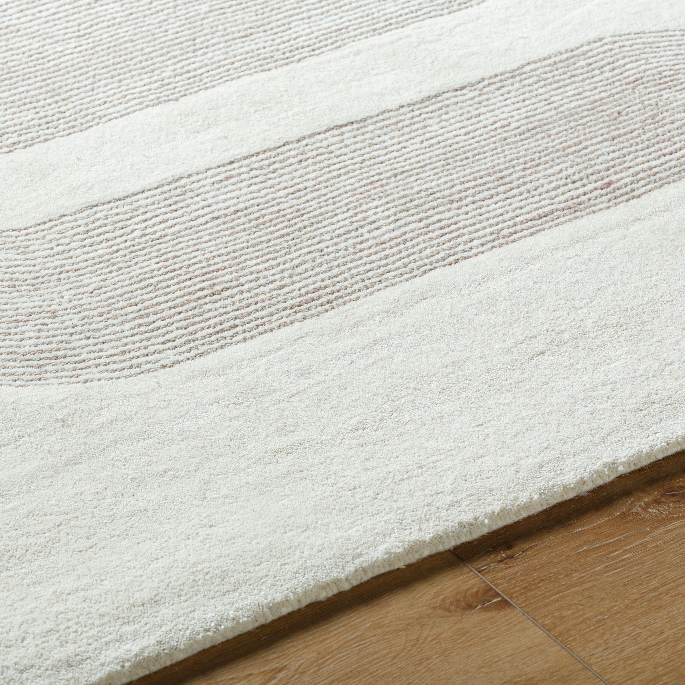 Carolena CRA-2301 Hand Tufted Rug