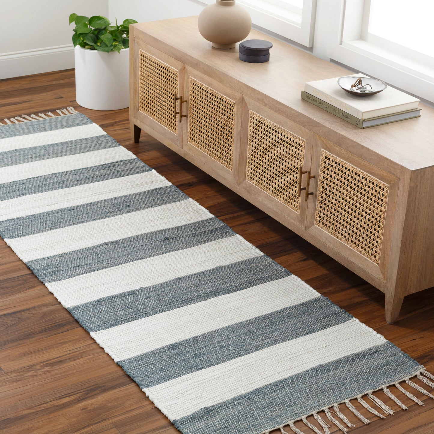 Cotone CTE-2300 8ft Runner Handmade Runner Rug