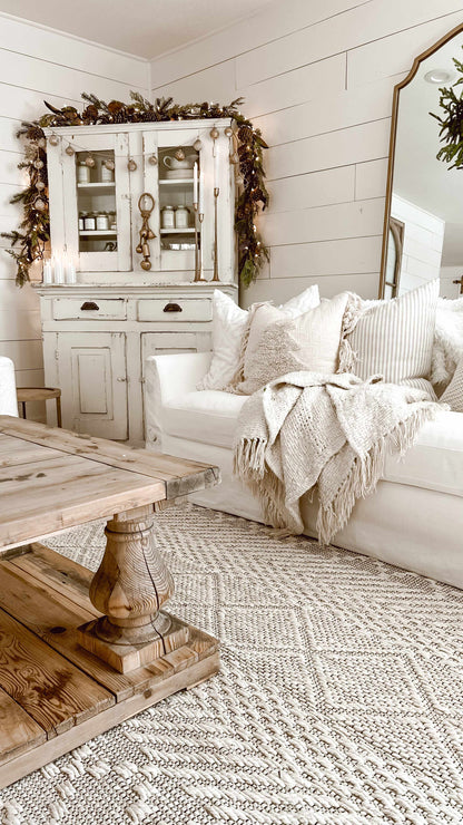 Santa Barbara SBB-2302 Hand Woven Rug