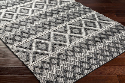 Daffodil DFF-2300 2' x 3' Handmade Recyled Accent Rug