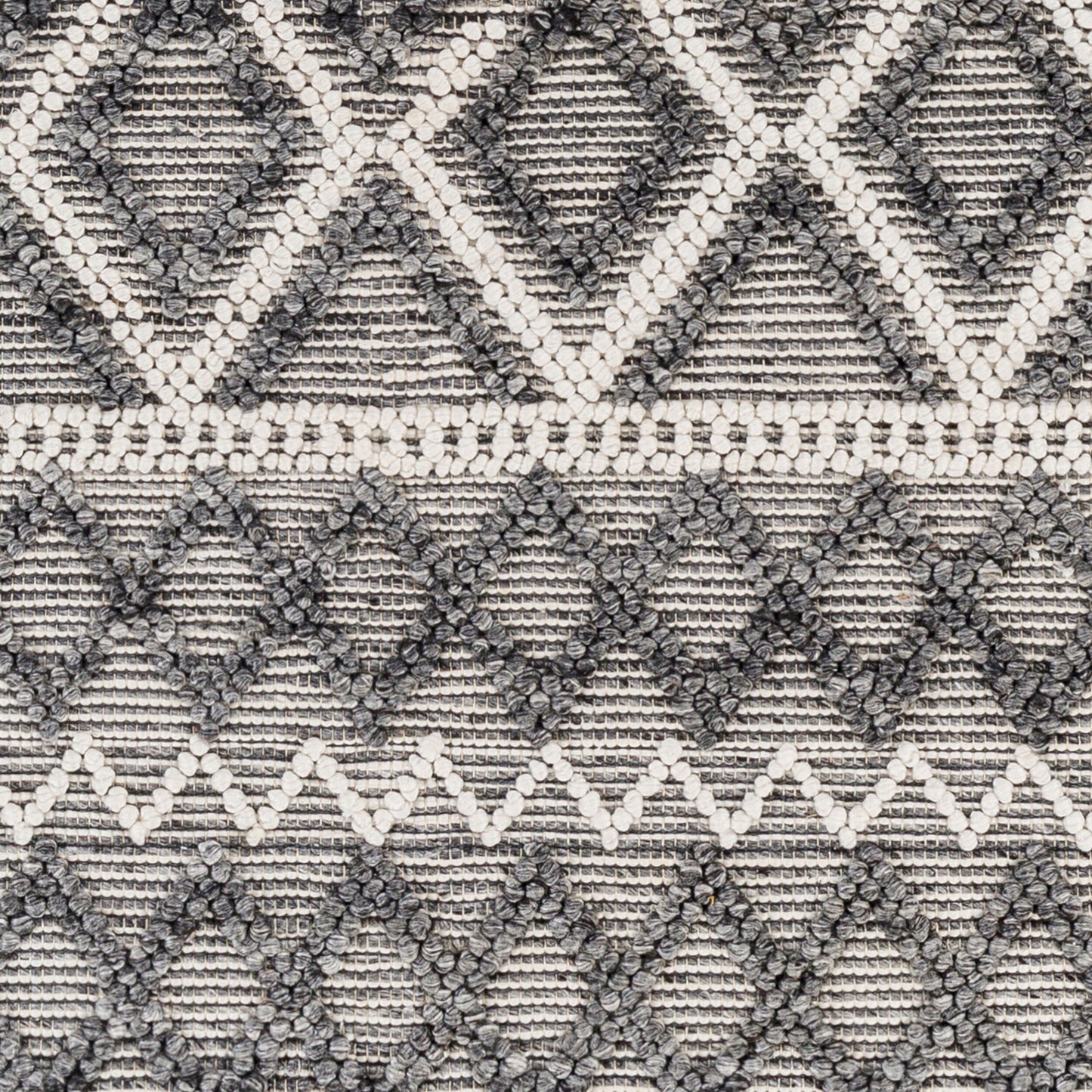 Daffodil DFF-2300 2' x 3' Handmade Recyled Accent Rug