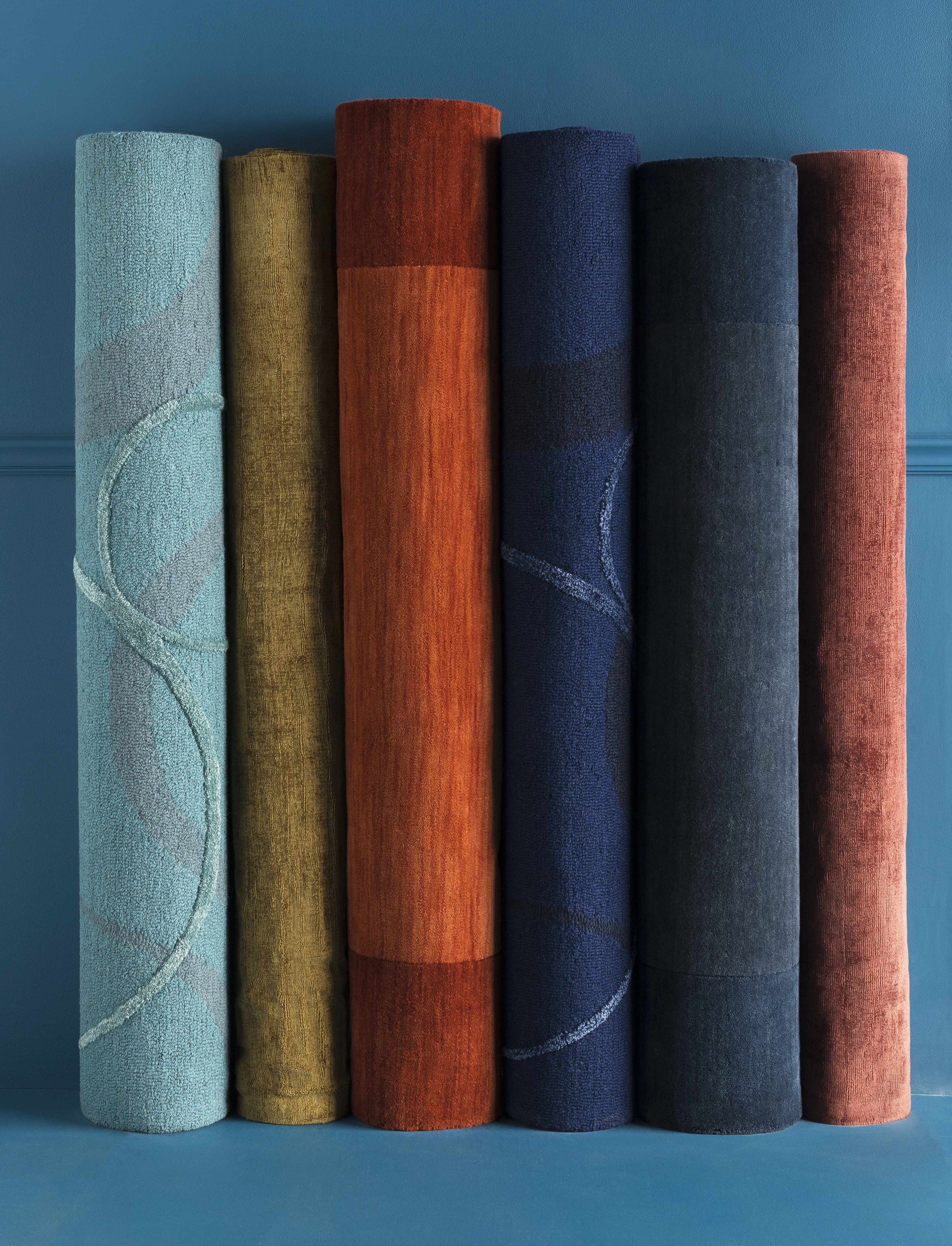 Viola VIO-2006 Hand Loomed Rug