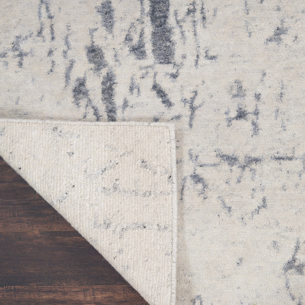 Silk Shadows SHA10 Sterling Knotted Rug