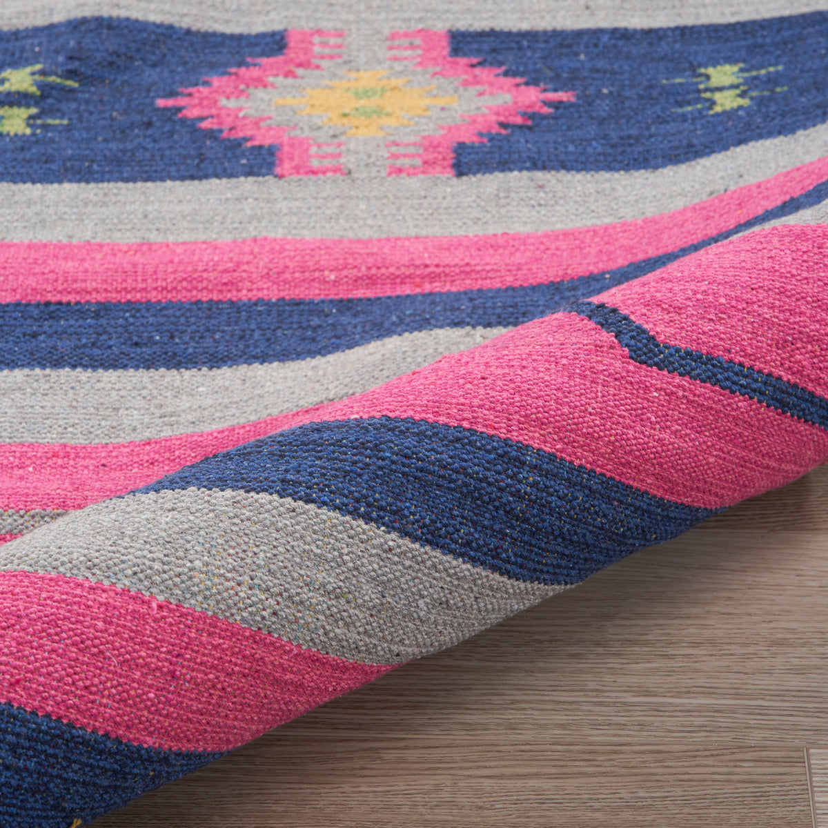 Baja BAJ01 Pink/Blue Woven Rug