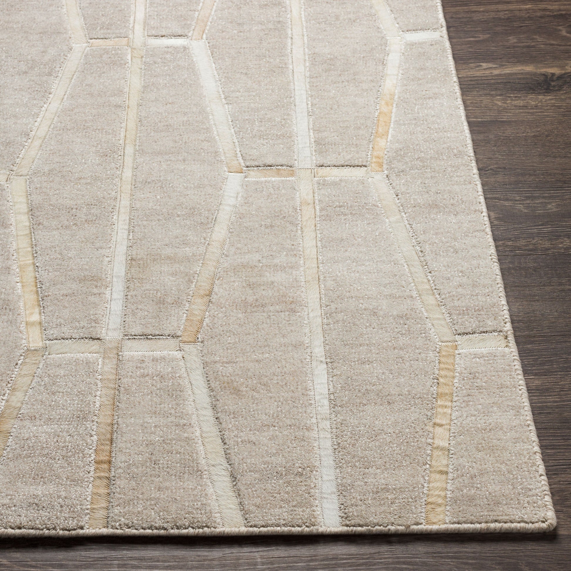 Eloquent ELQ-2302 Hand Crafted Rug