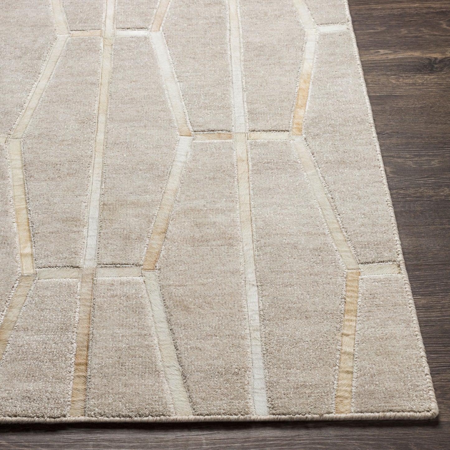 Eloquent ELQ-2302 2' x 3' Handmade Faux Silk Accent Rug