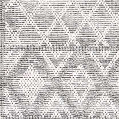 Fleur FLE-2300 2' x 3' Handmade Recyled Accent Rug