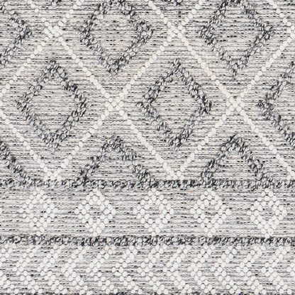 Fleur FLE-2301 2' x 3' Handmade Recyled Accent Rug