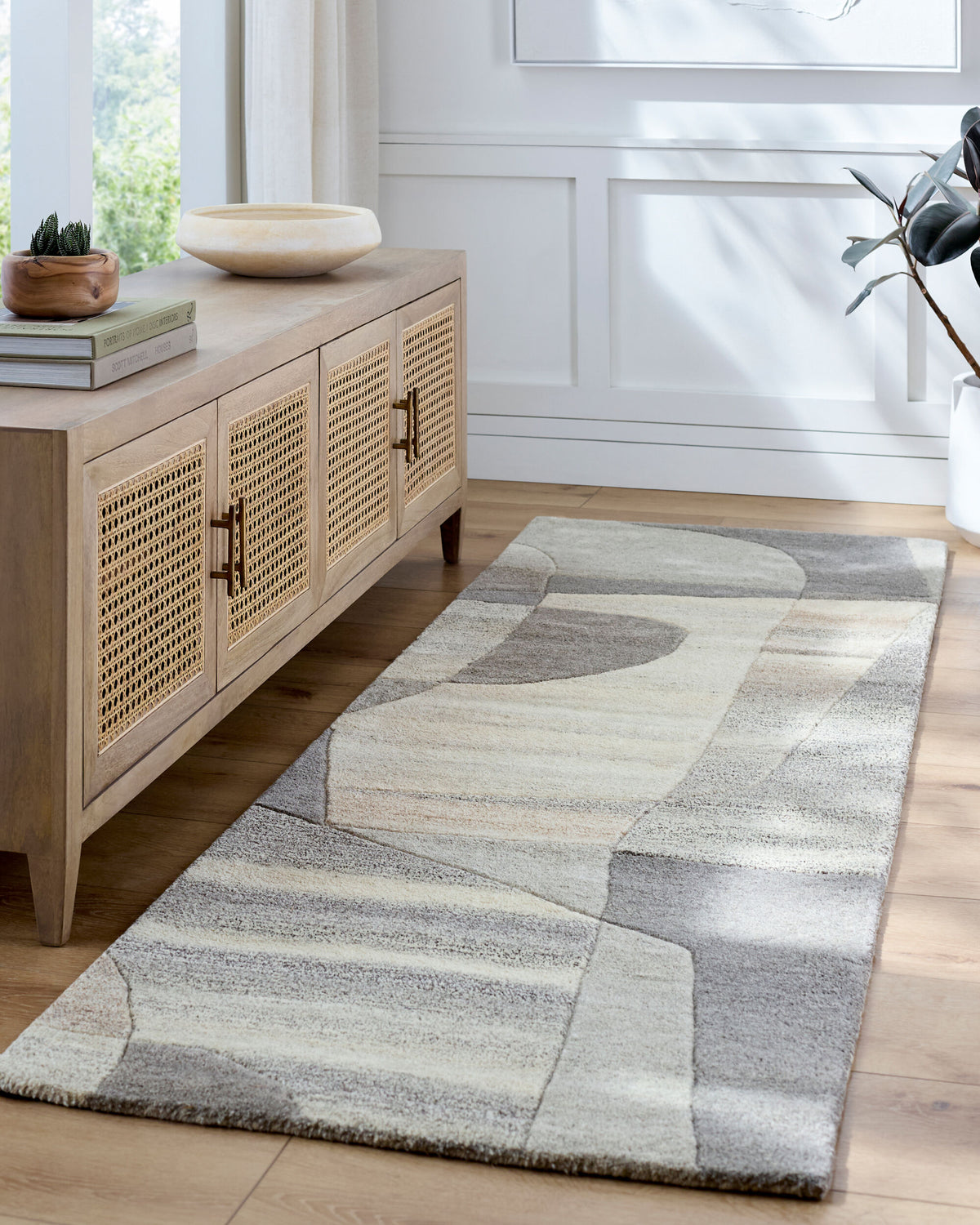 Forum FM-7234 Hand Tufted Rug