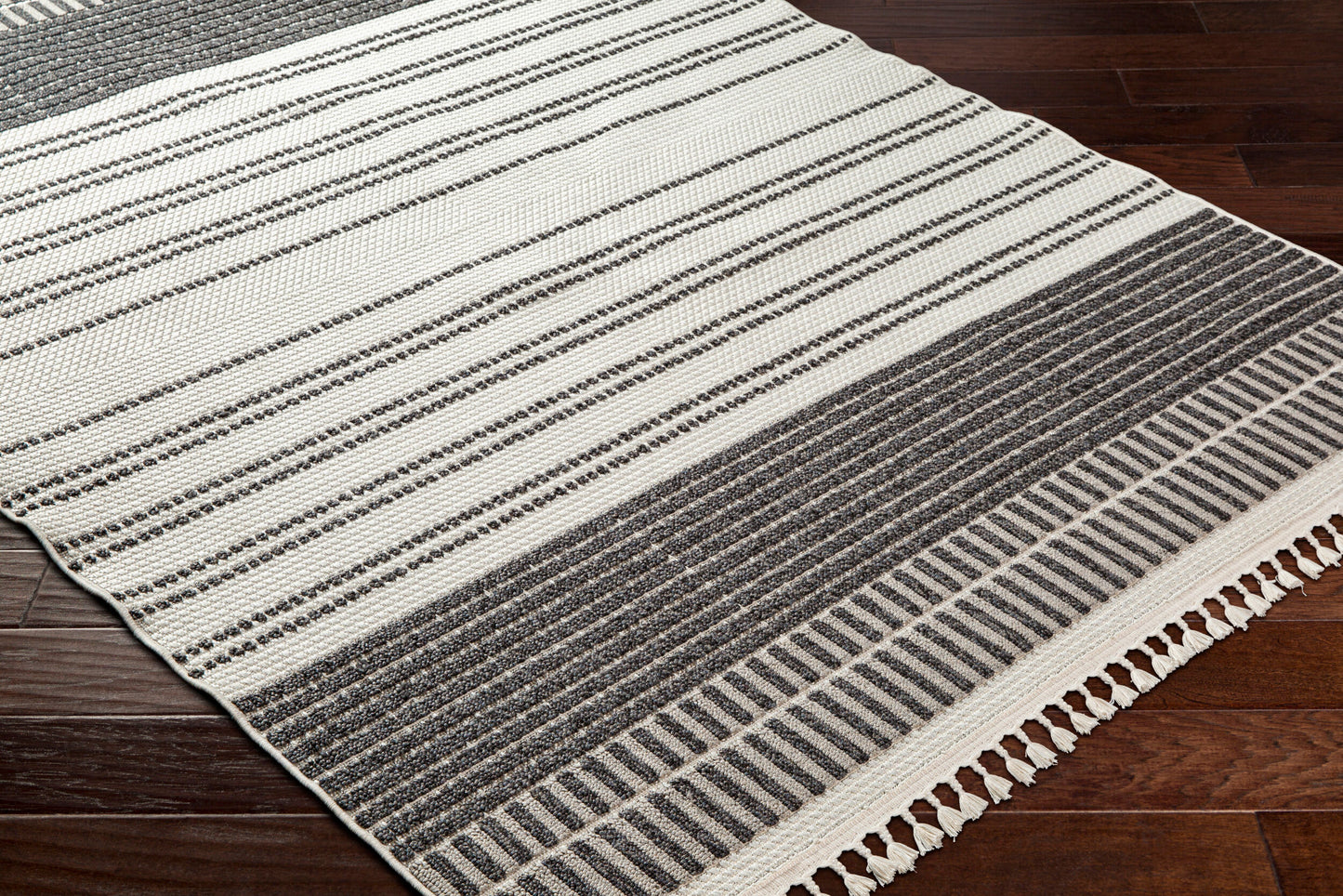 Finland FND-2305 7ft Runner Machine Woven Runner Rug