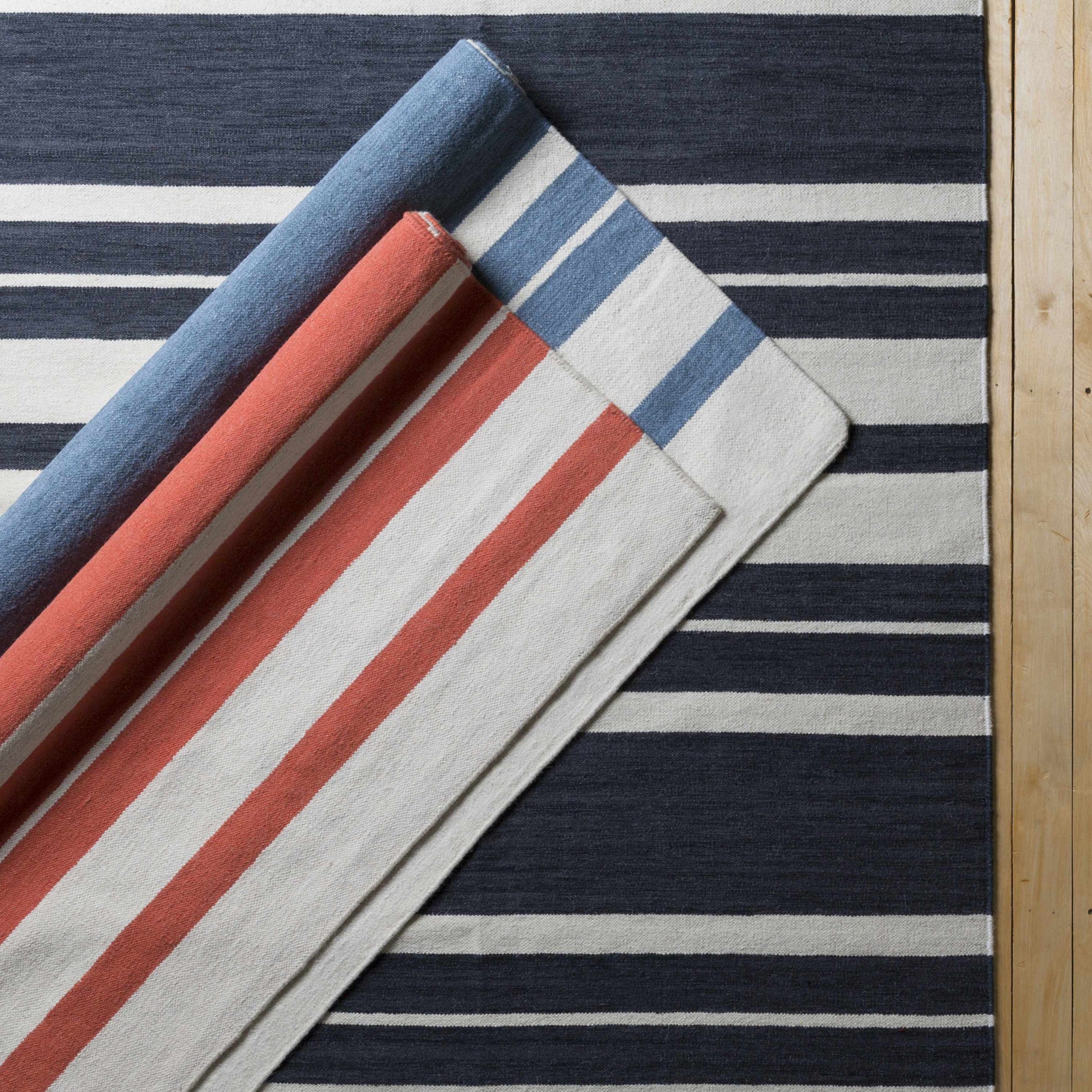 Frontier FT-441 Hand Woven Rug