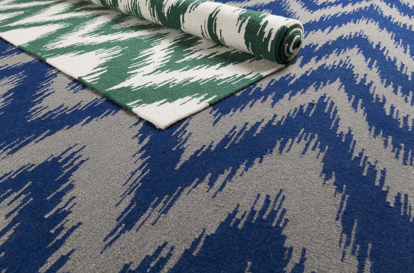 Frontier FT-501 Hand Woven Rug