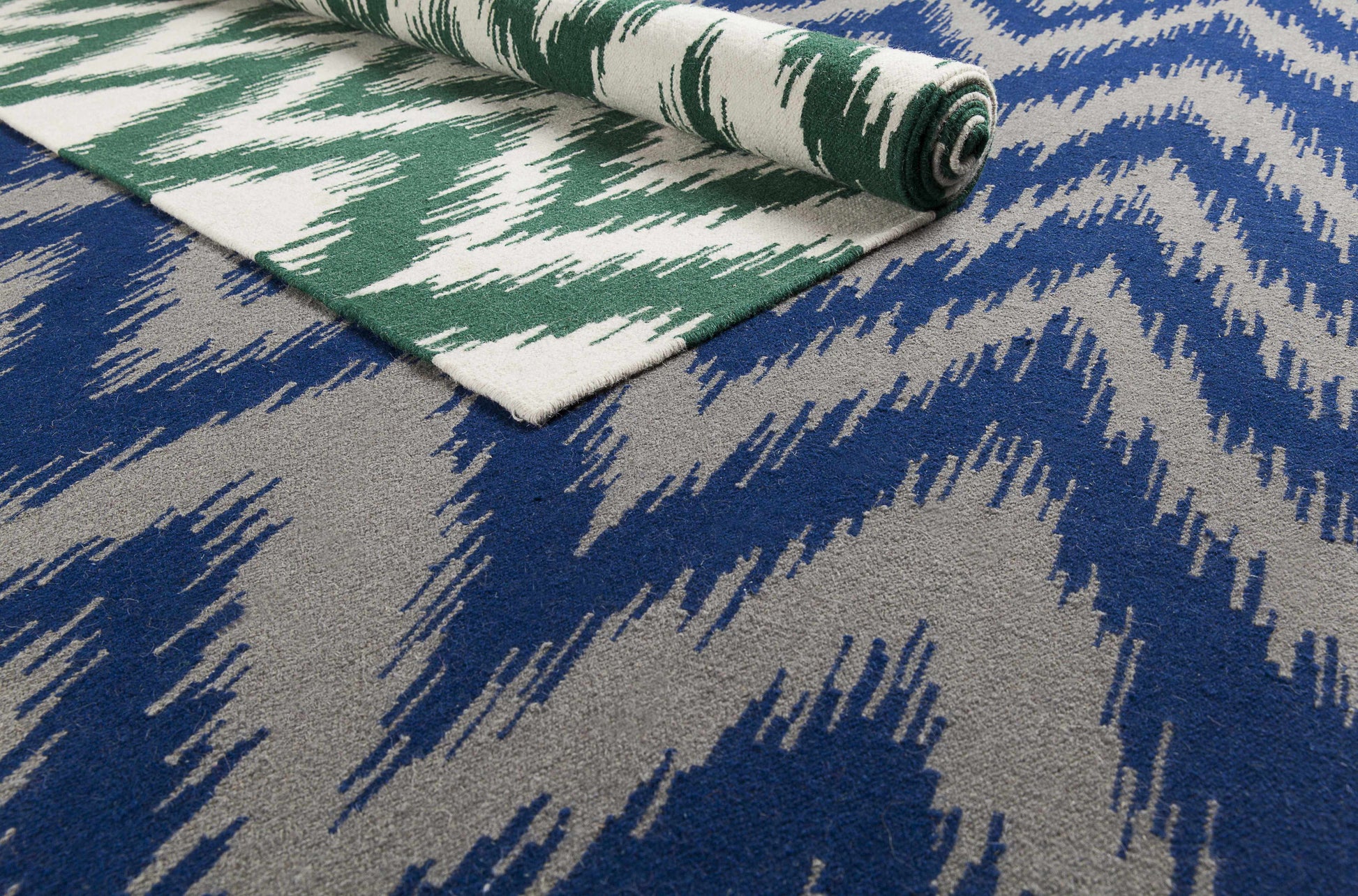 Frontier FT-501 Hand Woven Rug