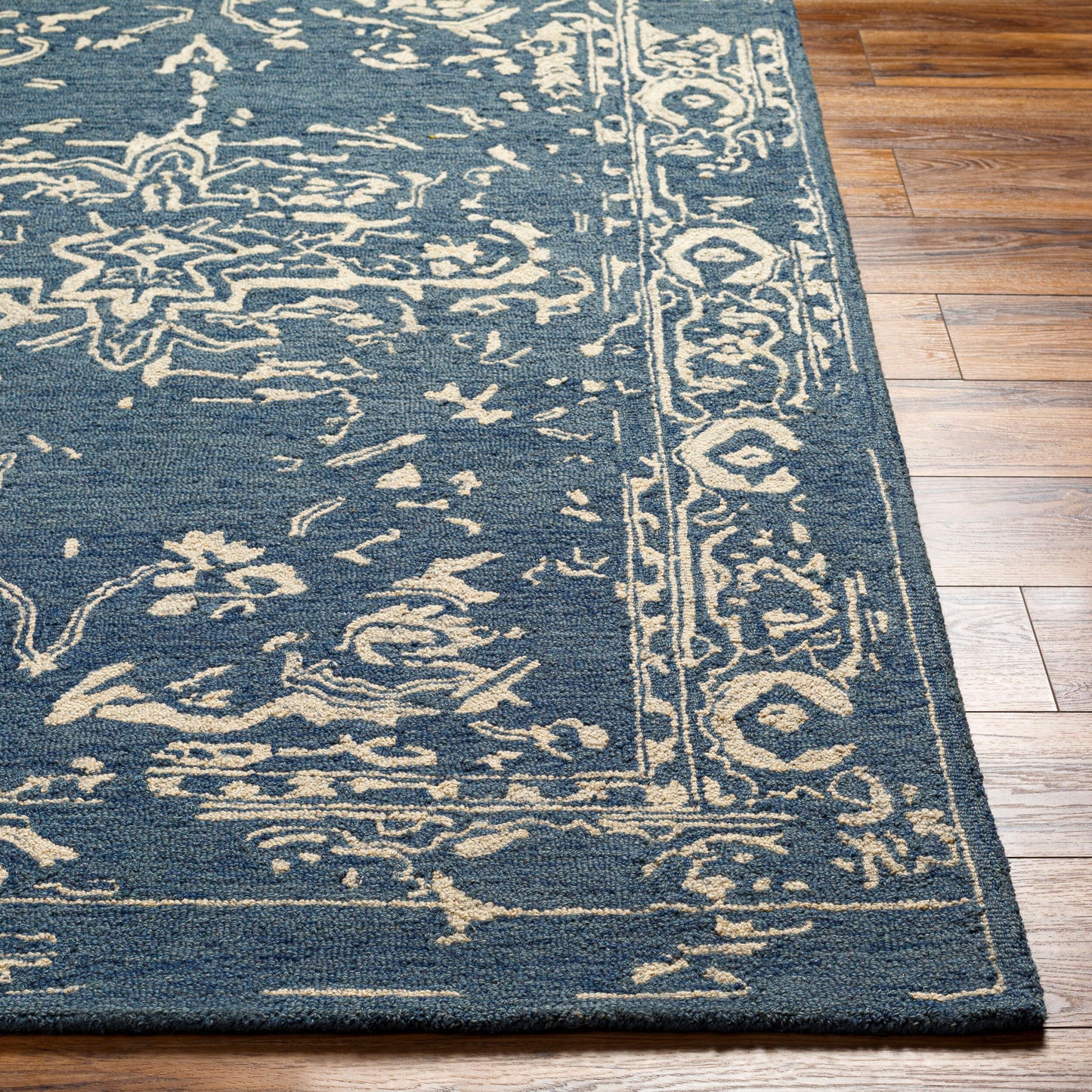 Granada GND-2340 2' x 3' Handmade Wool Accent Rug